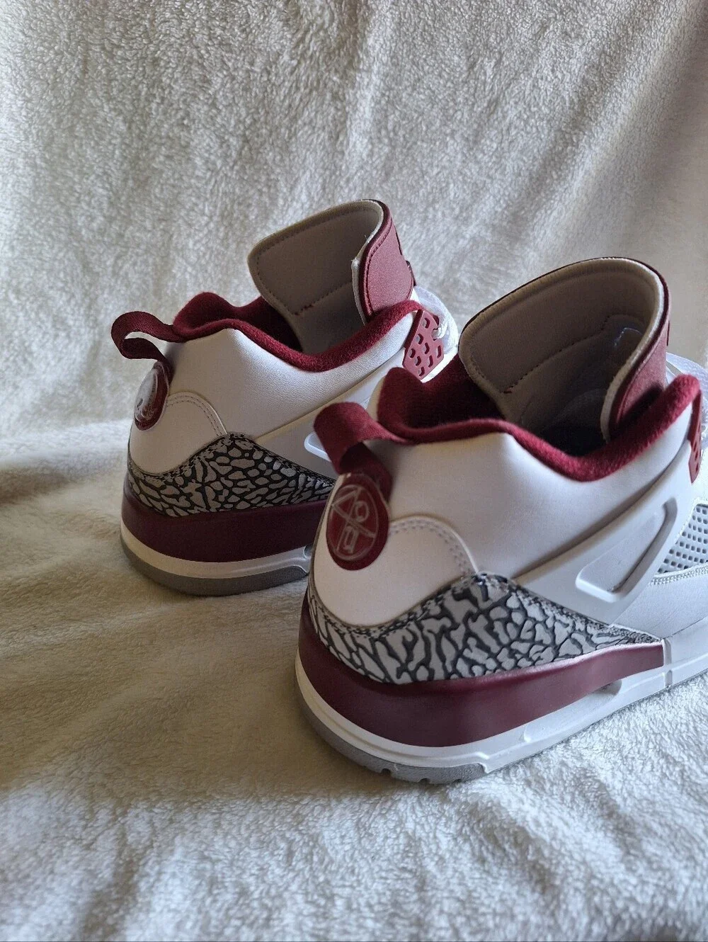 Jordan Spizike Low White Team Red Elephant Print Men's 13 EUC VERY CLEAN